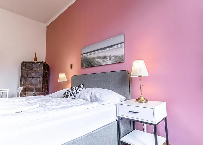 Lovely 1Br Apt. Near Akh Hospital