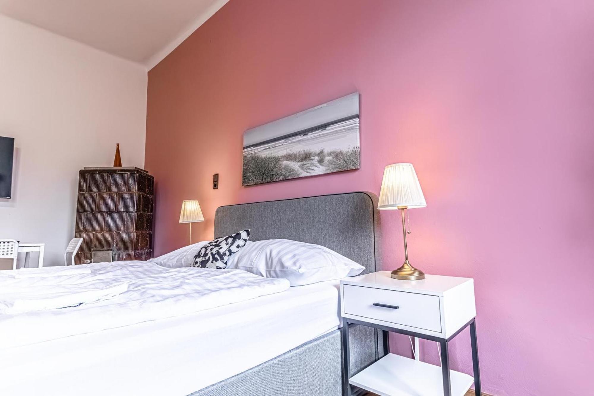 Lovely 1br Apt. Near Akh Hospital Appartement
